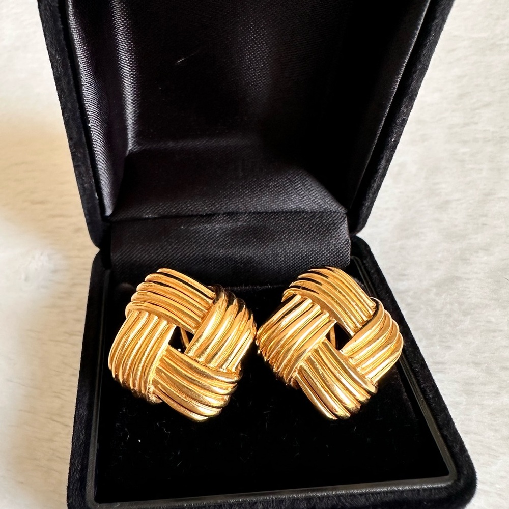 Gold Vintage Clip on Earrings